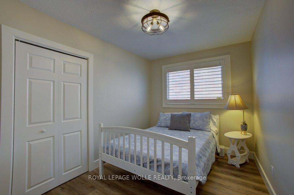 Photo 17 of 47 Brunswick Avenue, Kitchener — HOMEH