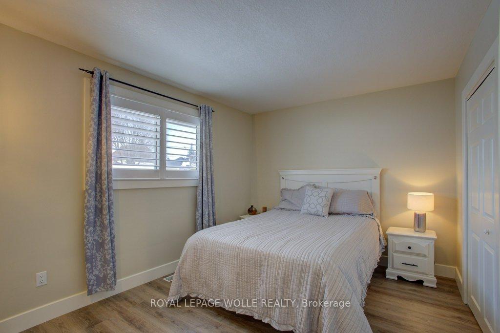 Photo 18 of 47 Brunswick Avenue, Kitchener — HOMEH