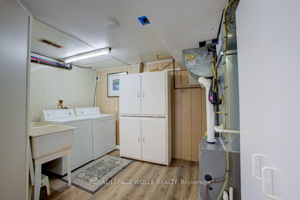 Photo 31 of 47 Brunswick Avenue, Kitchener — HOMEH