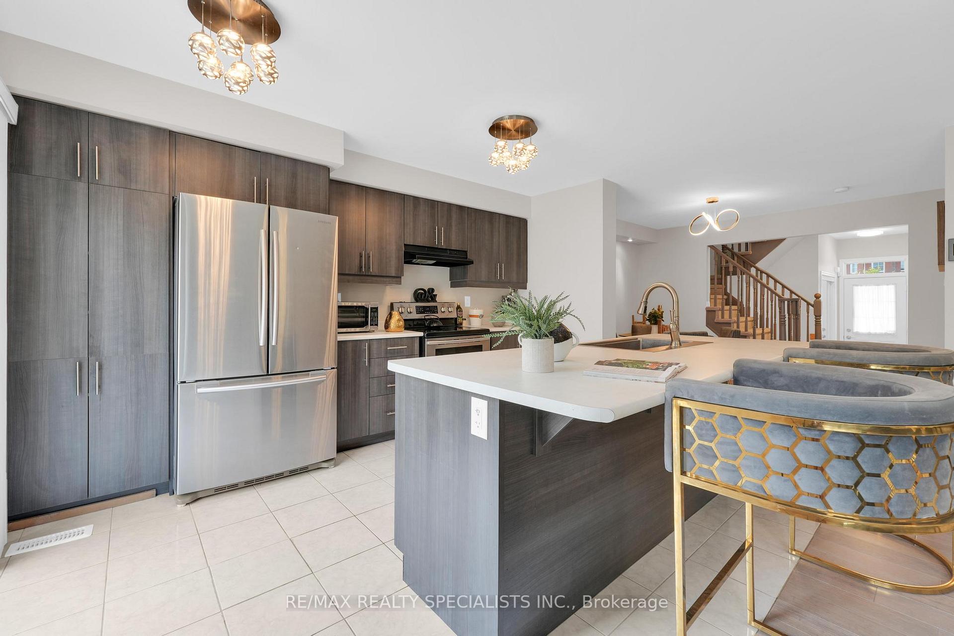 Photo 10 of 307 Chuchmach Close, Milton, Willmott — HOMEH