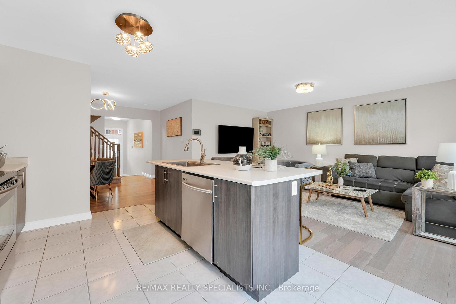 Photo 14 of 307 Chuchmach Close, Milton, Willmott — HOMEH
