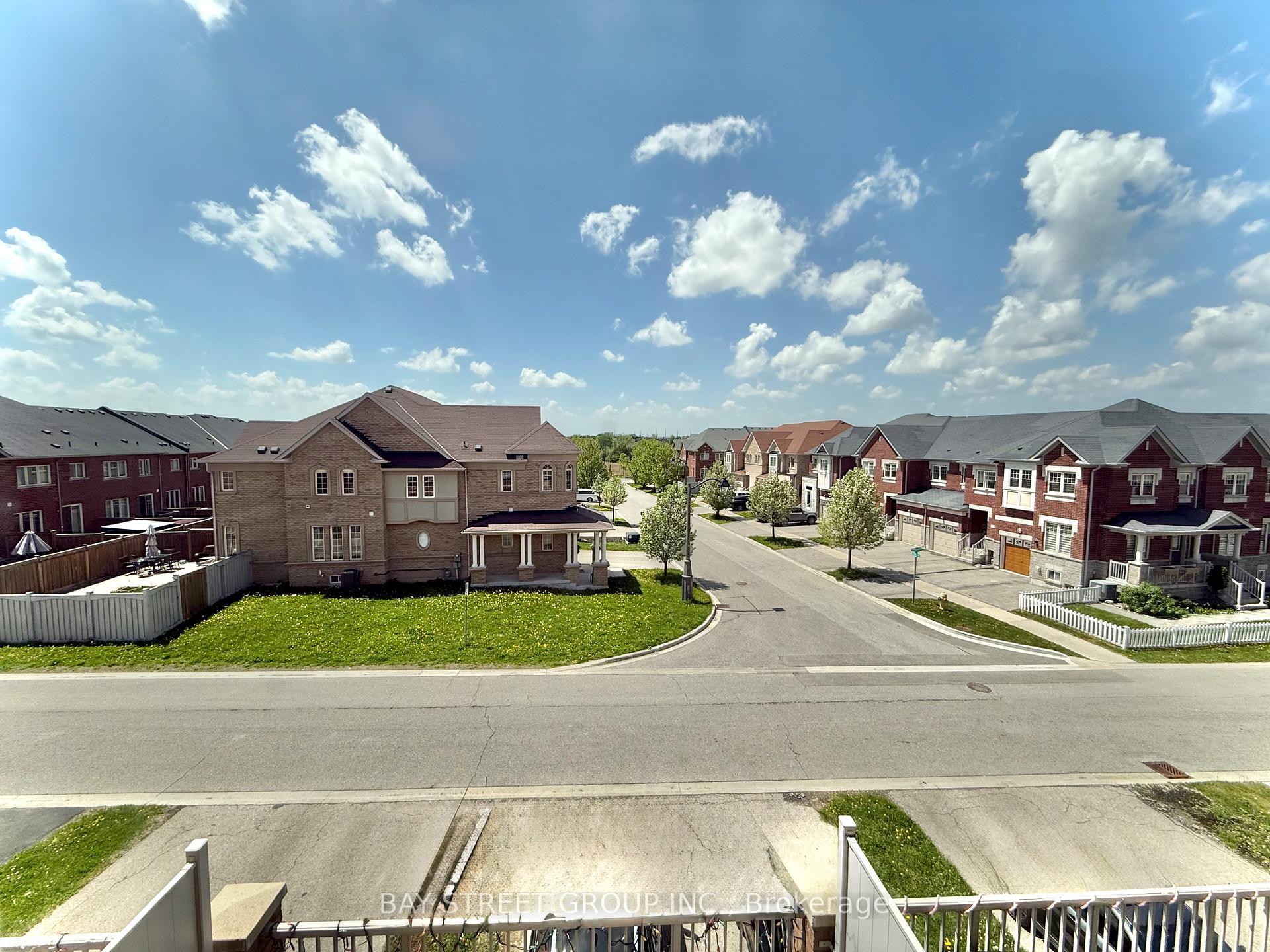 Photo 1 of 9958 Mccowan Road, Markham, Berczy — HOMEH