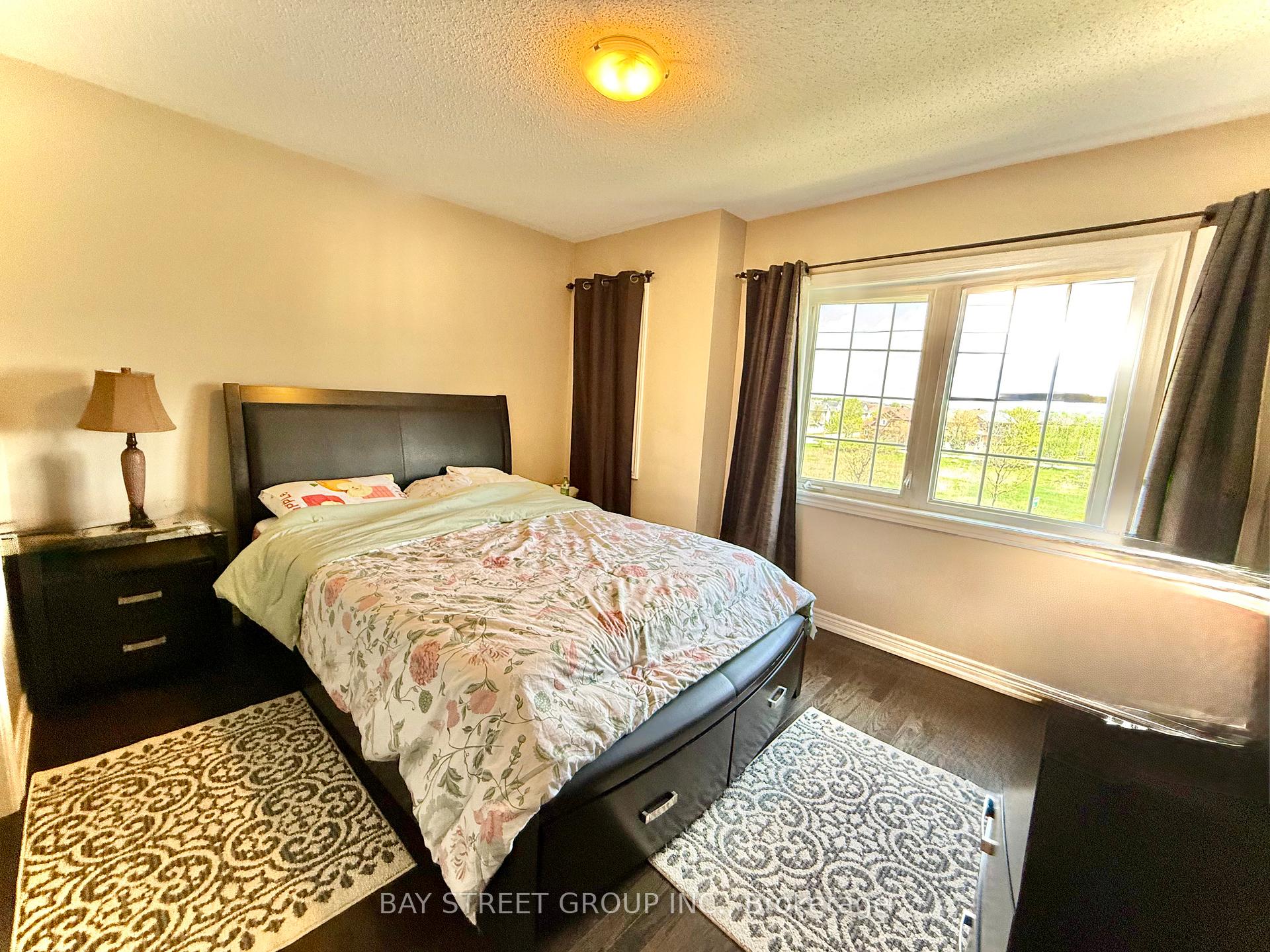 Photo 4 of 9958 Mccowan Road, Markham, Berczy — HOMEH