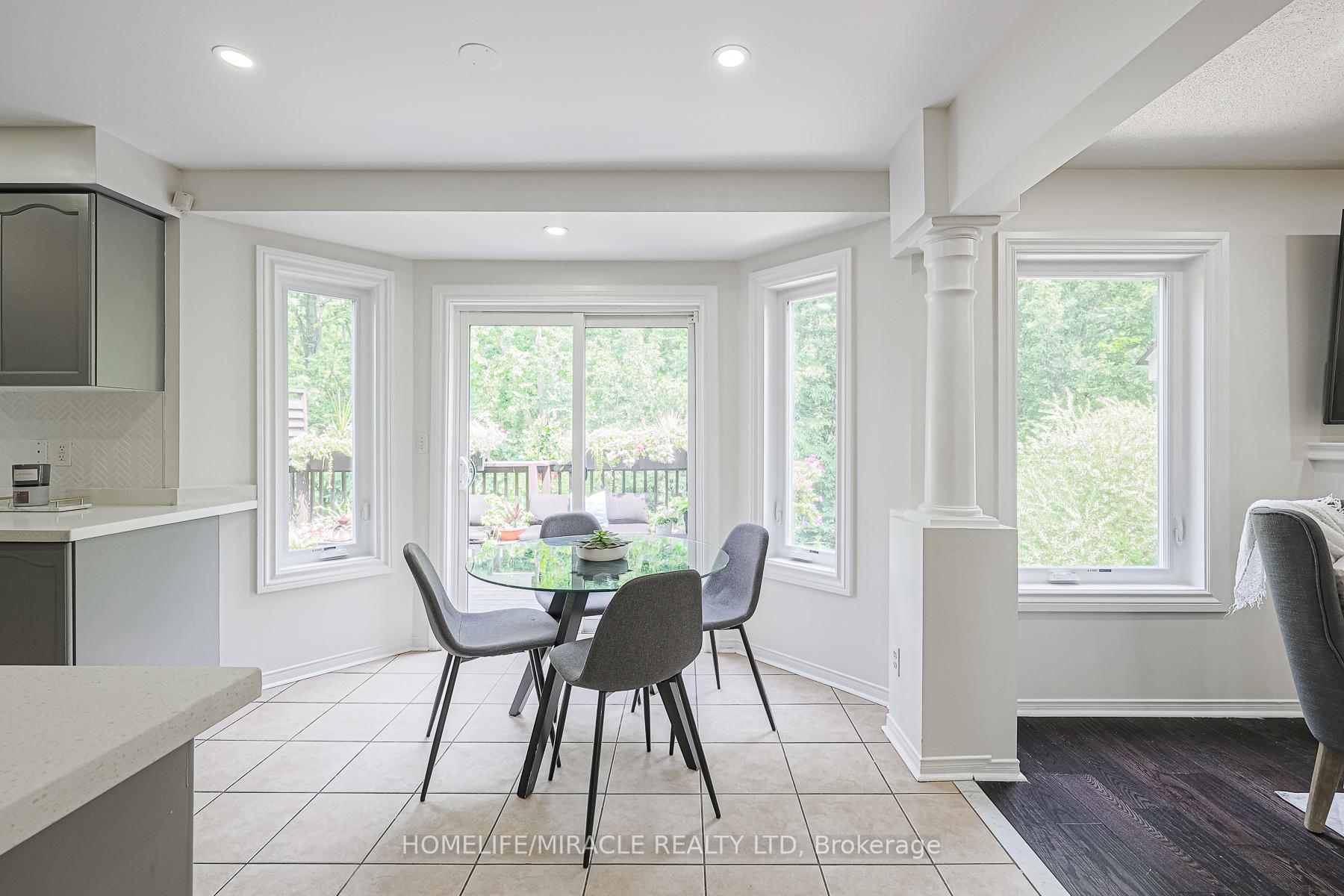 Photo 3 of 1204 Fox Crescent, Milton, Dempsey — HOMEH