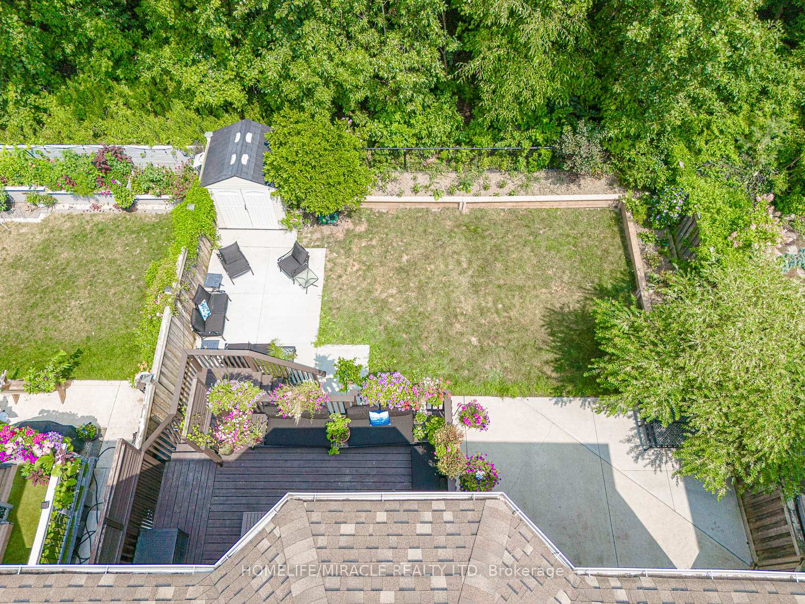 Photo 23 of 1204 Fox Crescent, Milton, Dempsey — HOMEH