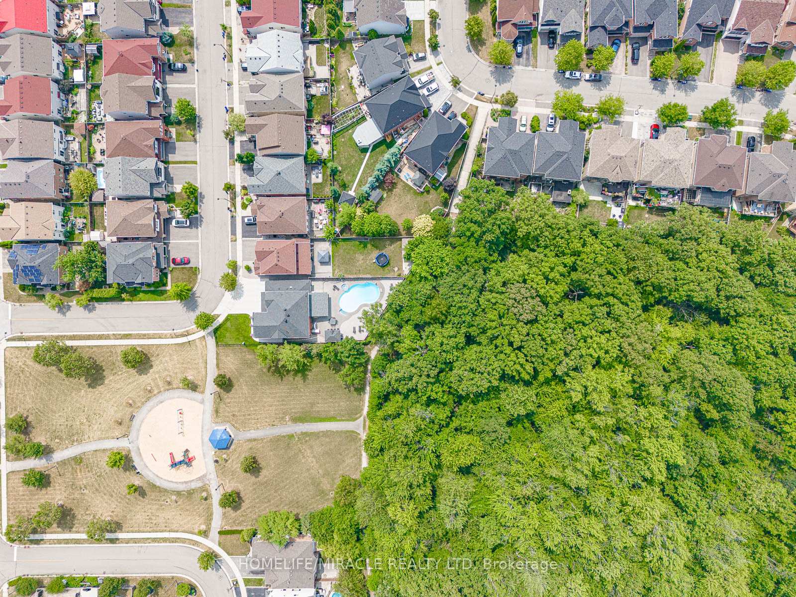 Photo 25 of 1204 Fox Crescent, Milton, Dempsey — HOMEH