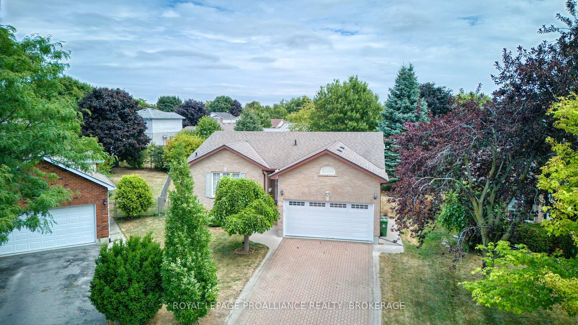 Photo 3 of 826 Bexley Gate, Kingston, East Gardiners Rd — HOMEH
