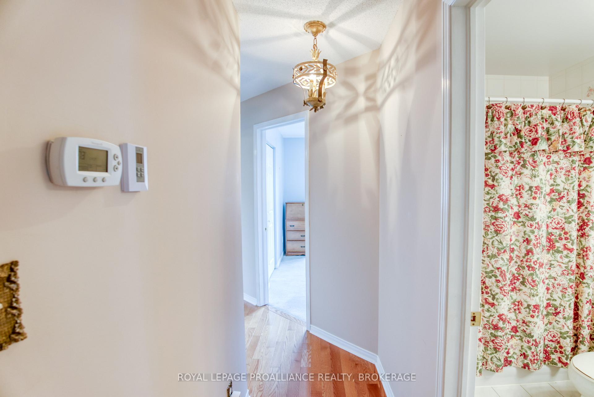 Photo 18 of 826 Bexley Gate, Kingston, East Gardiners Rd — HOMEH