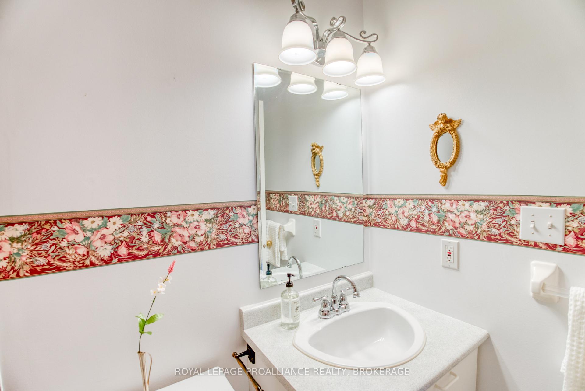 Photo 19 of 826 Bexley Gate, Kingston, East Gardiners Rd — HOMEH