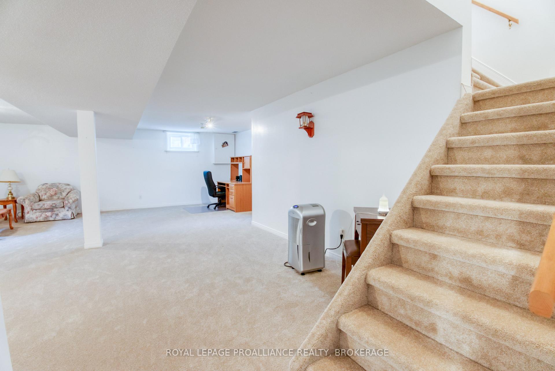 Photo 28 of 826 Bexley Gate, Kingston, East Gardiners Rd — HOMEH