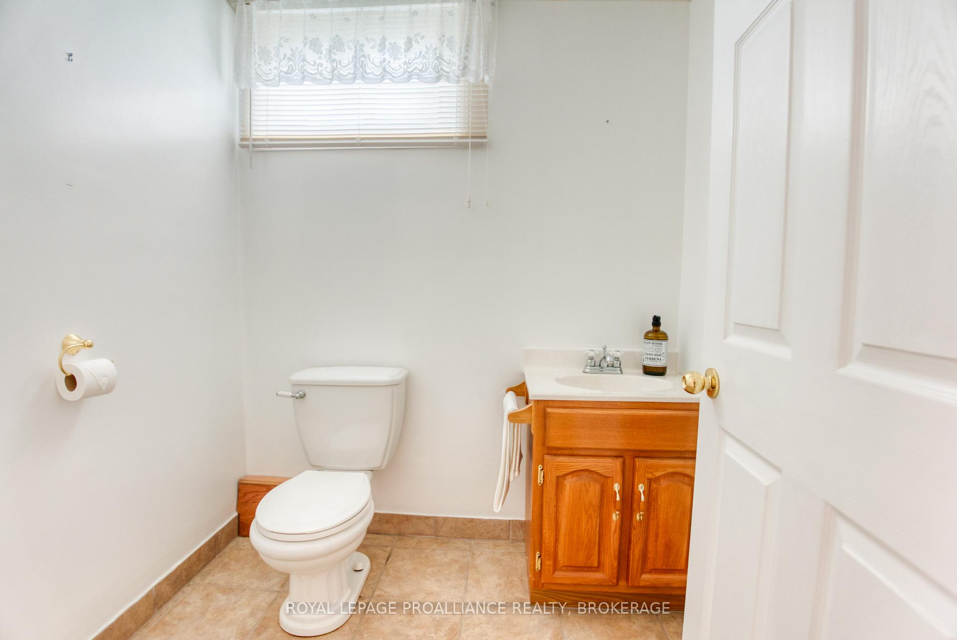 Photo 31 of 826 Bexley Gate, Kingston, East Gardiners Rd — HOMEH