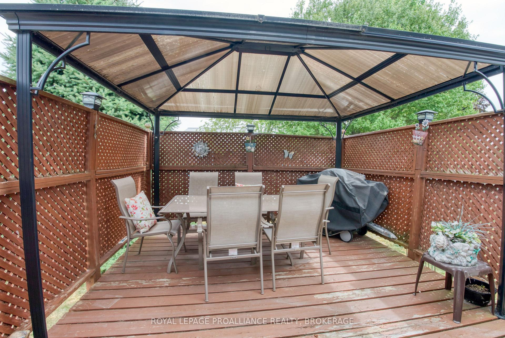 Photo 33 of 826 Bexley Gate, Kingston, East Gardiners Rd — HOMEH