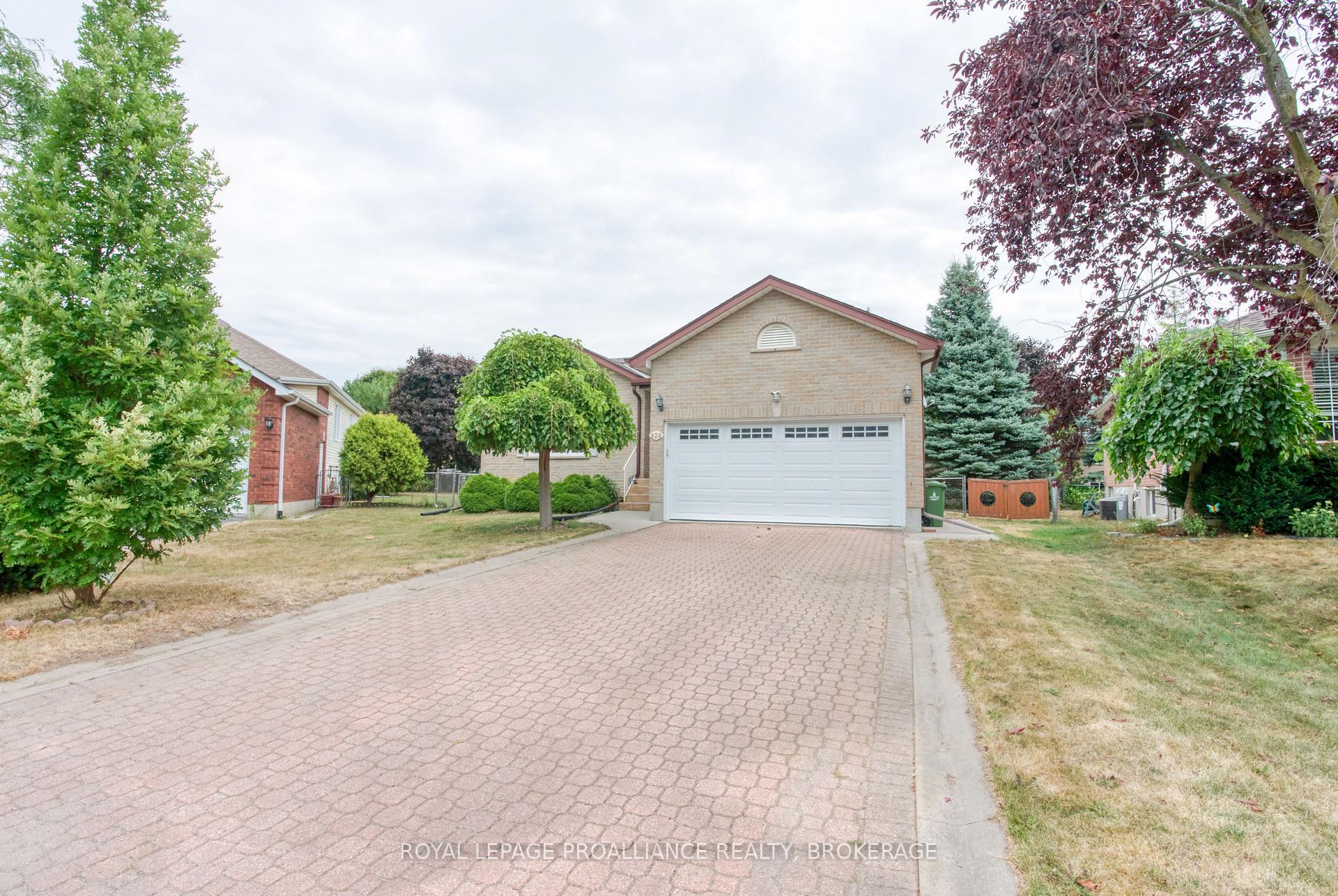Photo 35 of 826 Bexley Gate, Kingston, East Gardiners Rd — HOMEH