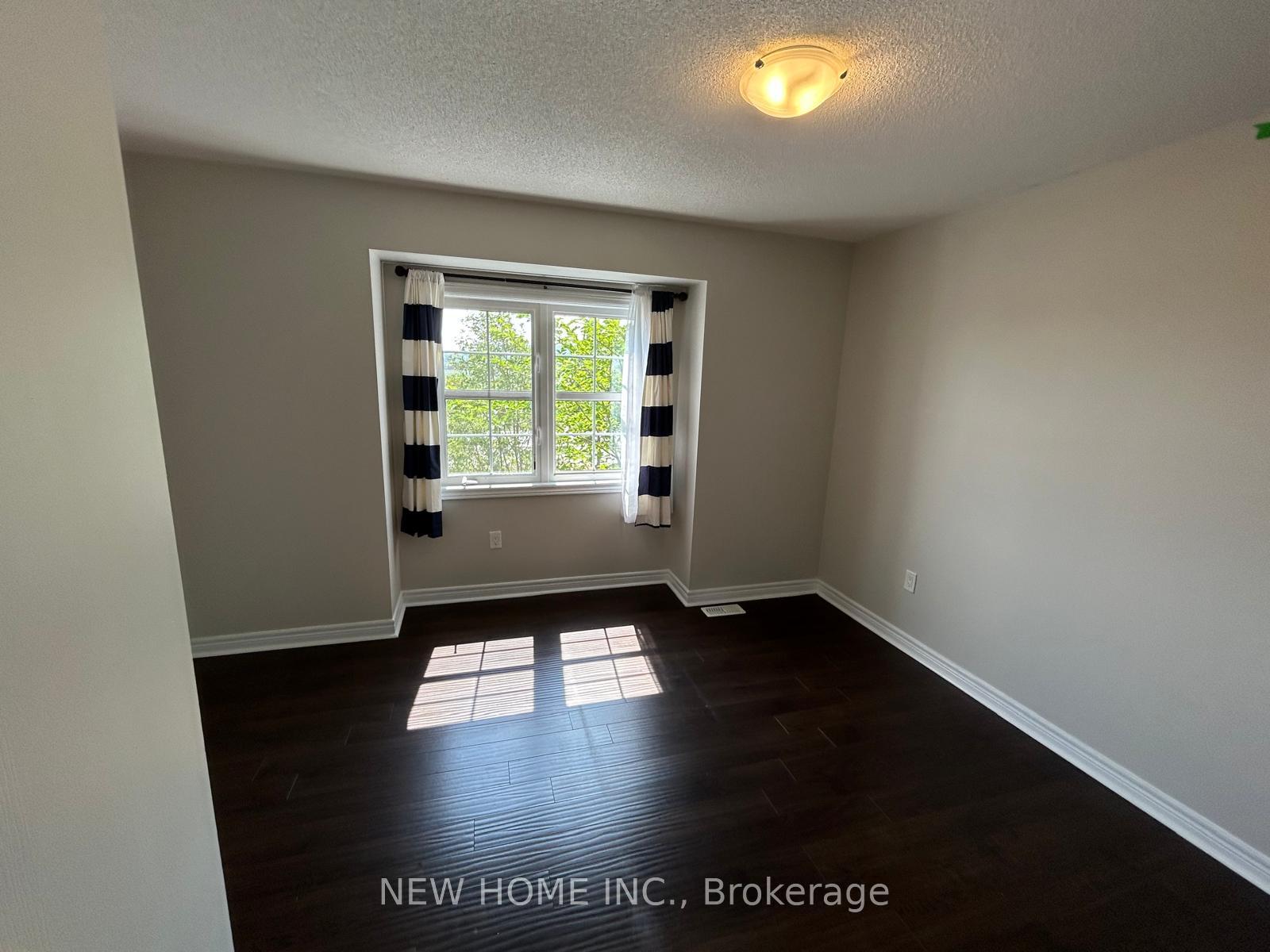 Photo 12 of 498 Vaughan Court, Milton, Scott — HOMEH