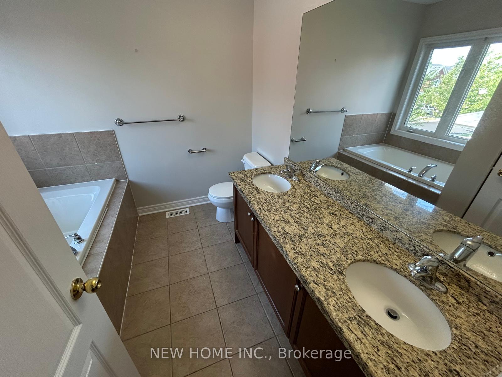 Photo 18 of 498 Vaughan Court, Milton, Scott — HOMEH