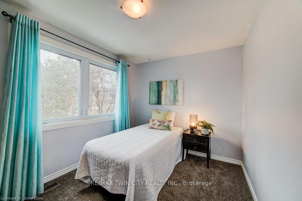 Photo 23 of 141 Charles Best Place, Kitchener — HOMEH