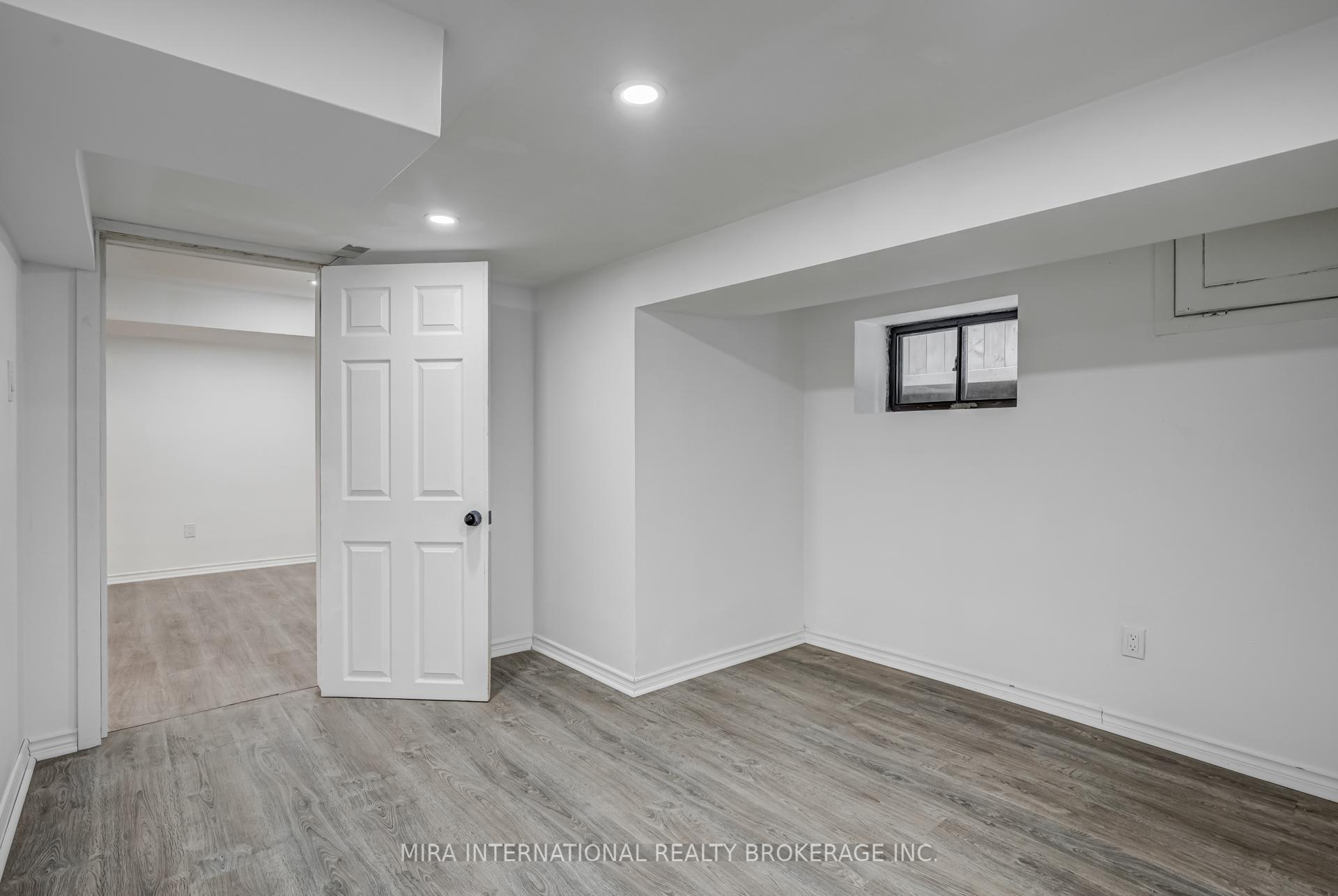Photo 11 of Unit B, 83 Simcoe Street, Hamilton, North End — HOMEH