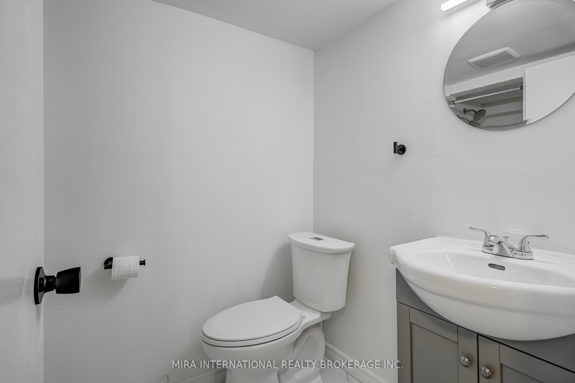 Photo 12 of Unit B, 83 Simcoe Street, Hamilton, North End — HOMEH