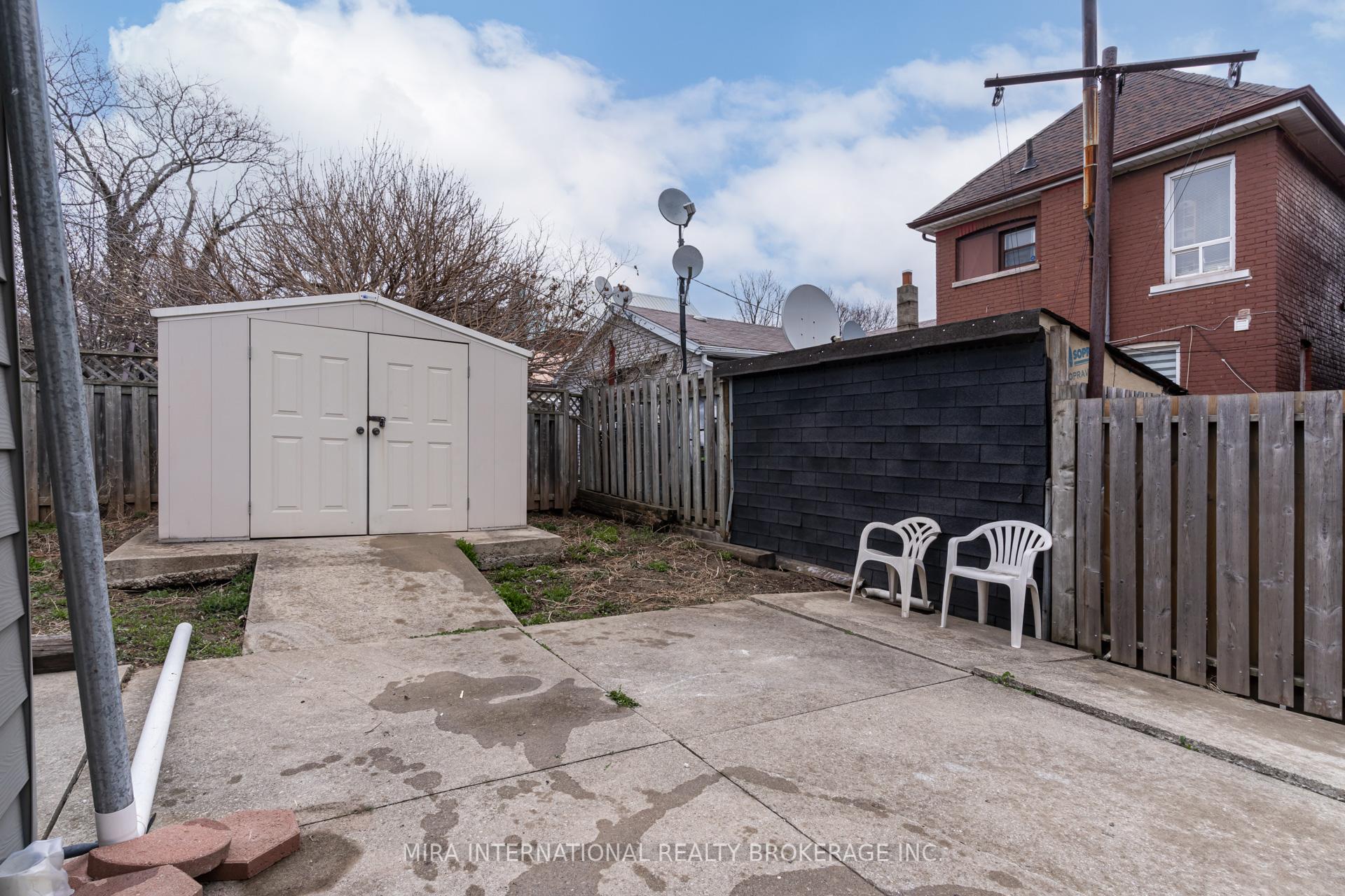 Photo 14 of Unit B, 83 Simcoe Street, Hamilton, North End — HOMEH