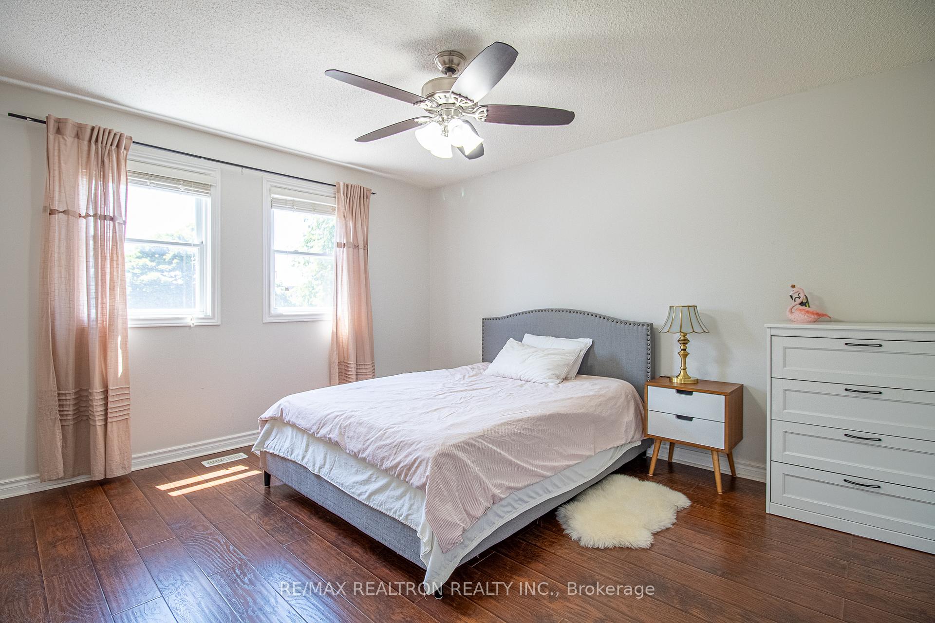 Photo 25 of 44 Graham Crescent, Markham, Raymerville — HOMEH