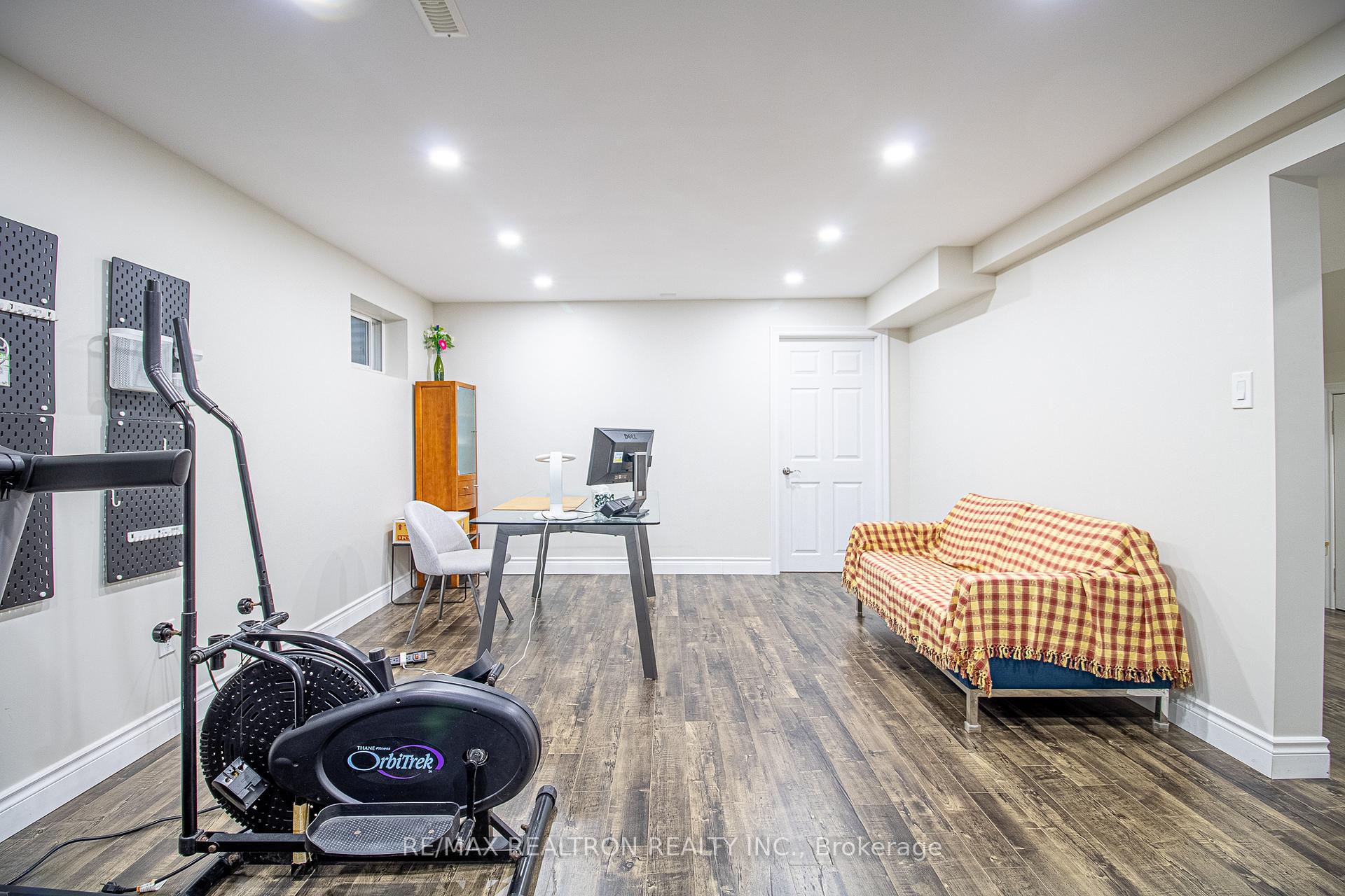 Photo 37 of 44 Graham Crescent, Markham, Raymerville — HOMEH