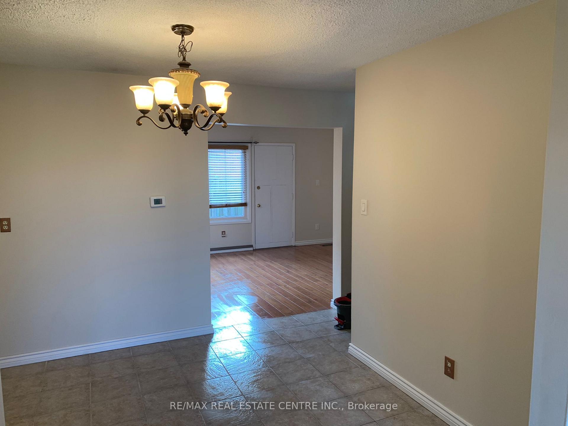 Photo 6 of 43 Albright Road, Hamilton, Vincent — HOMEH