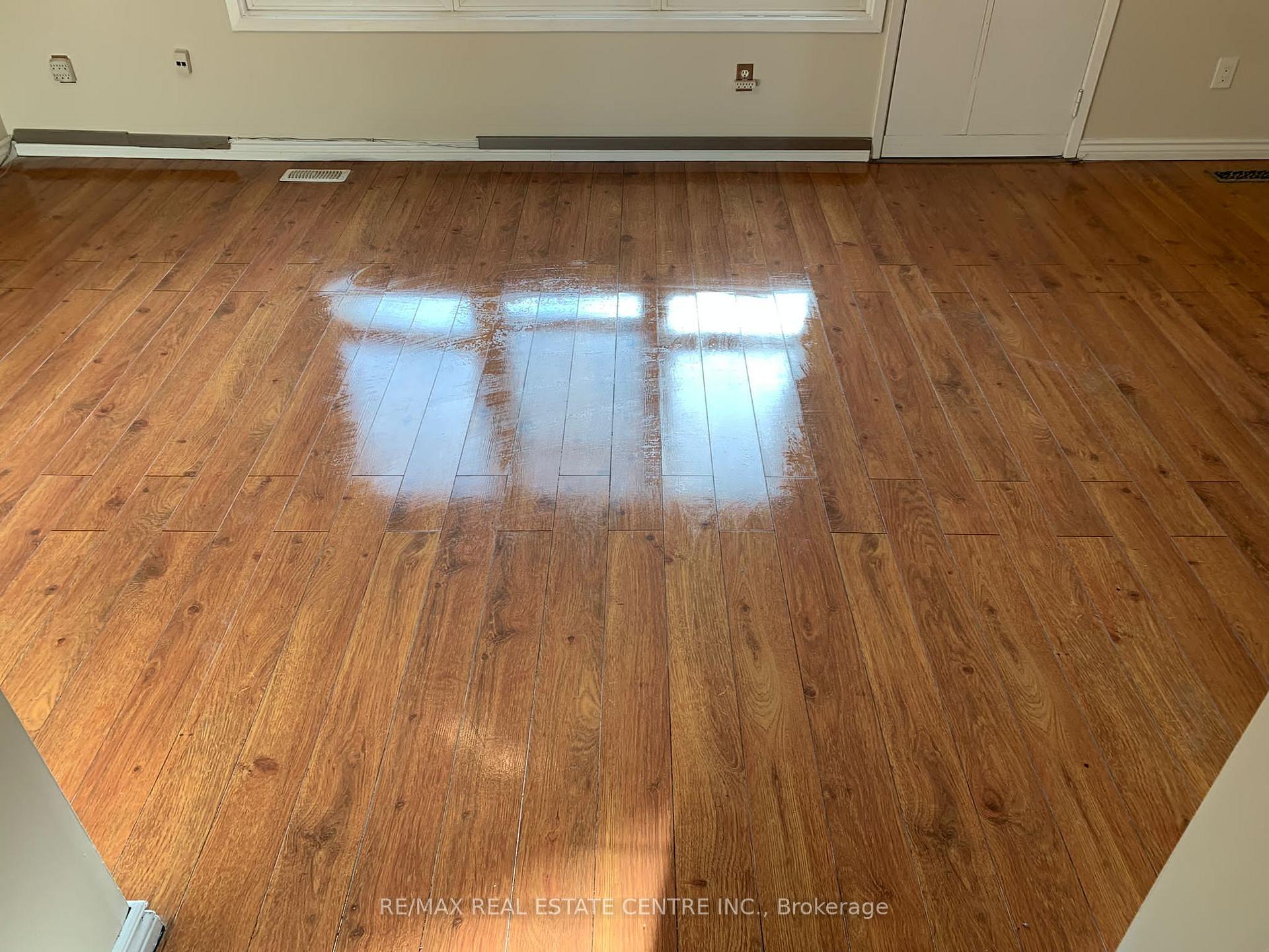 Photo 14 of 43 Albright Road, Hamilton, Vincent — HOMEH