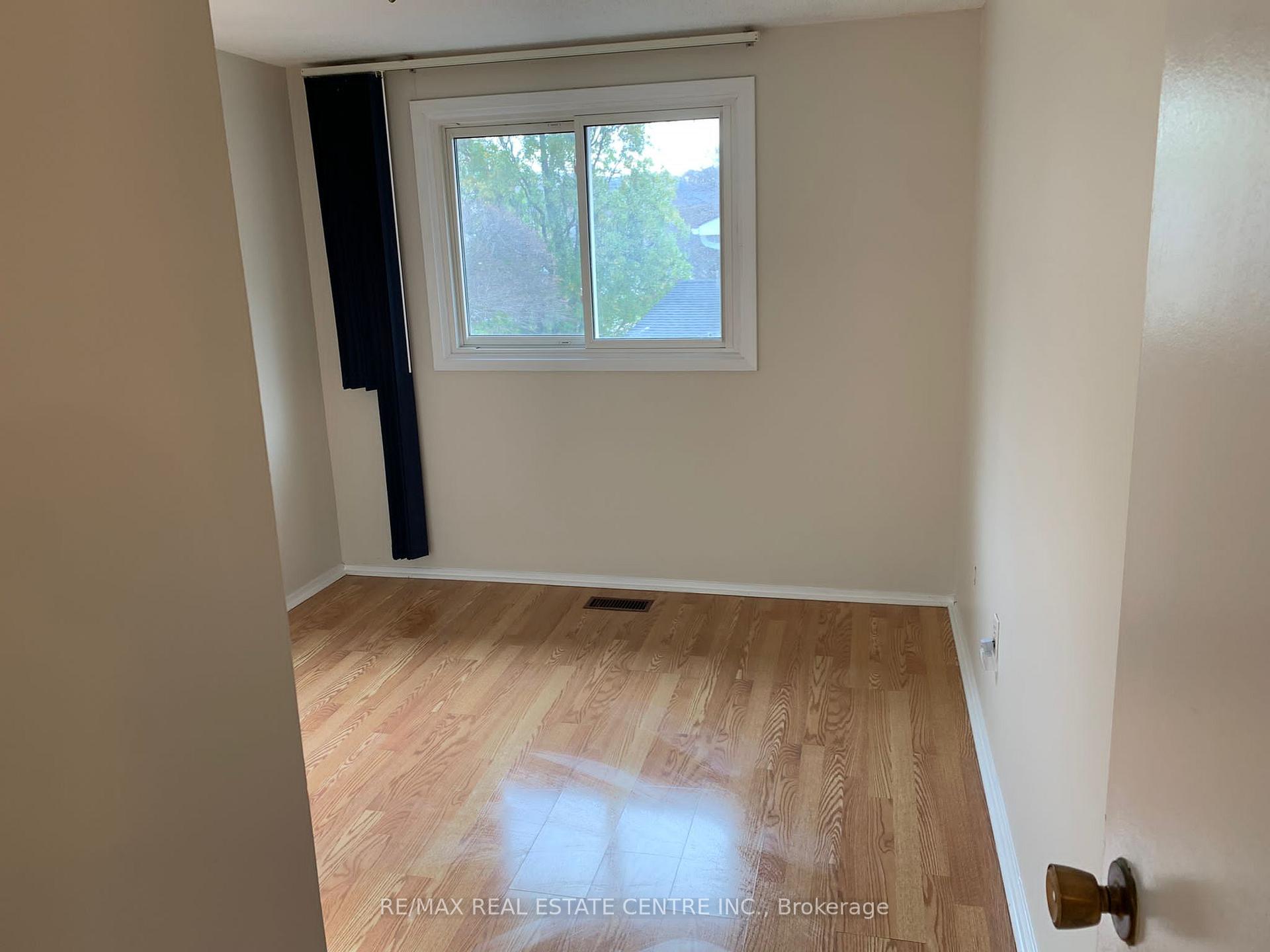 Photo 30 of 43 Albright Road, Hamilton, Vincent — HOMEH