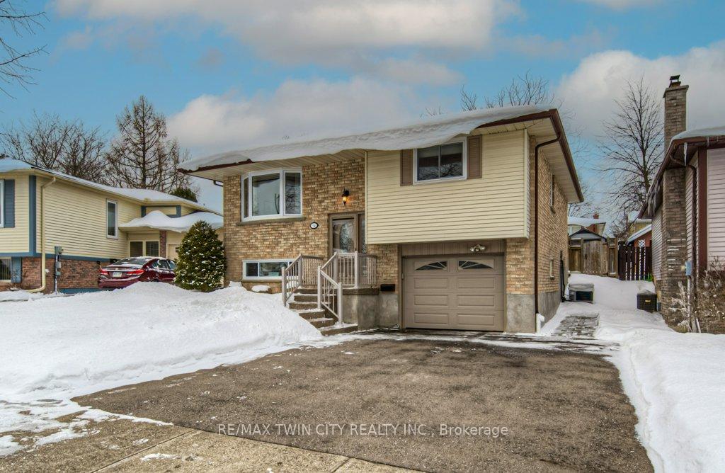 Photo 1 of 94 Nipigon Street, Kitchener — HOMEH