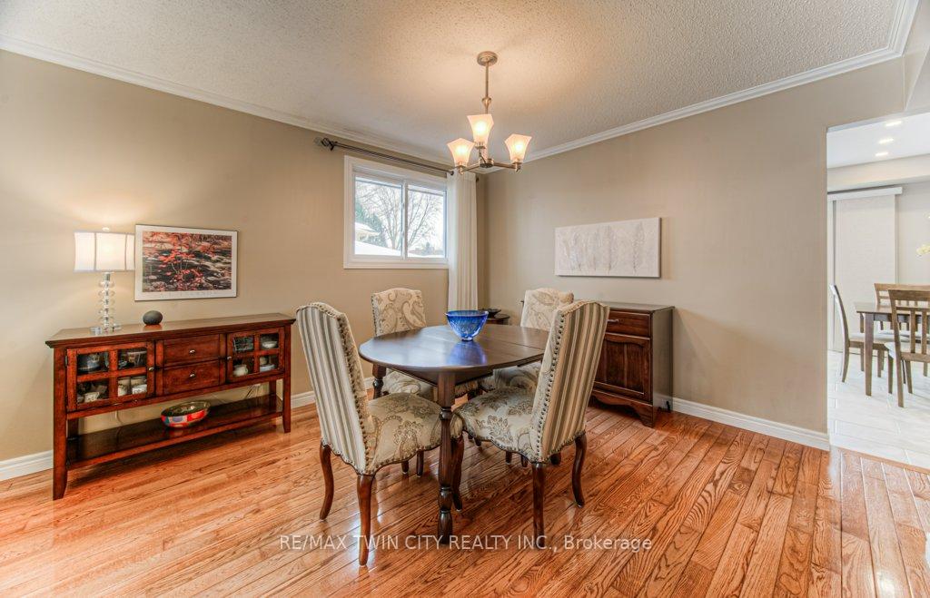 Photo 11 of 94 Nipigon Street, Kitchener — HOMEH