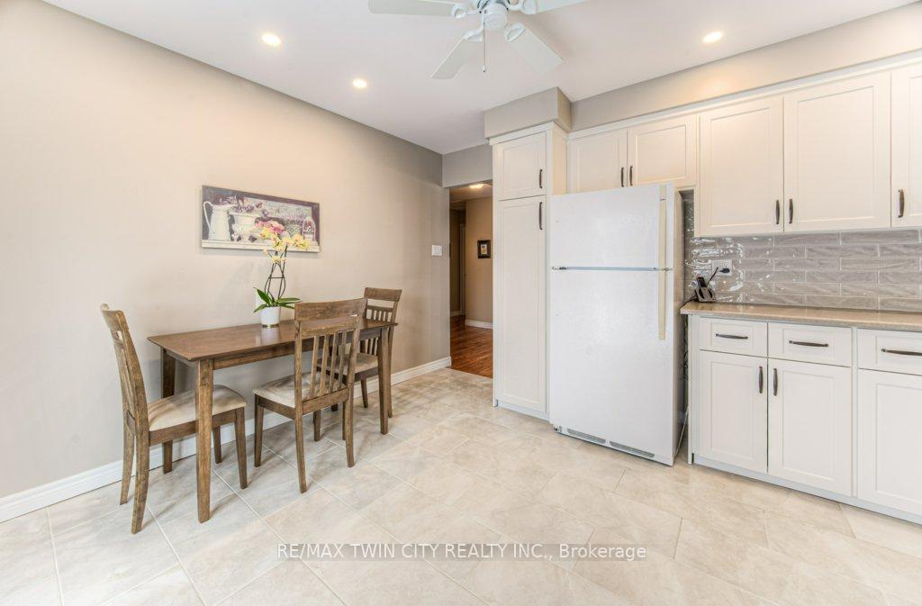 Photo 18 of 94 Nipigon Street, Kitchener — HOMEH