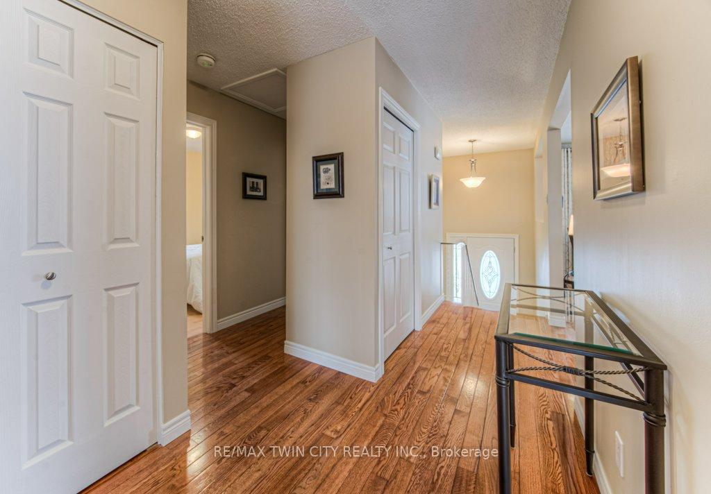 Photo 19 of 94 Nipigon Street, Kitchener — HOMEH