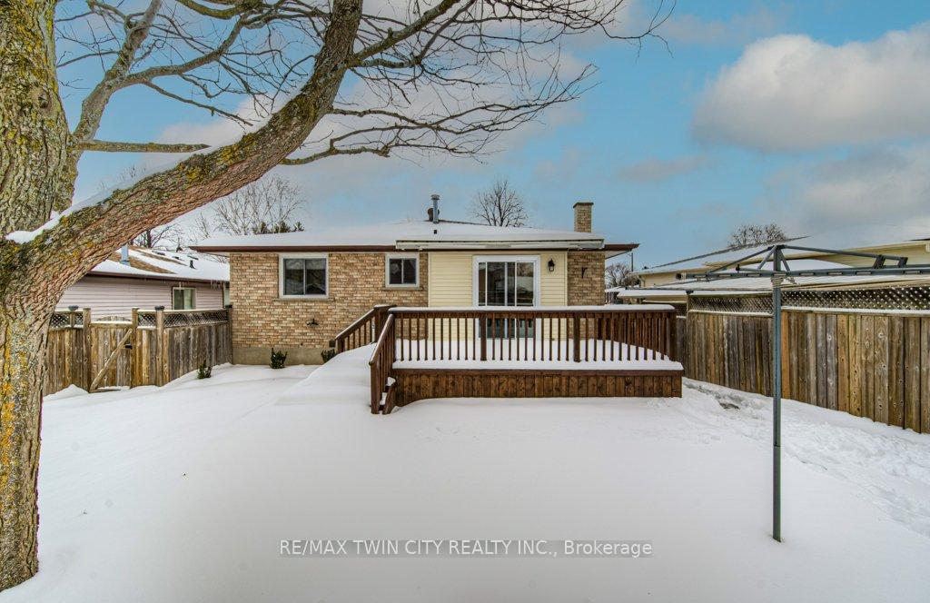 Photo 40 of 94 Nipigon Street, Kitchener — HOMEH