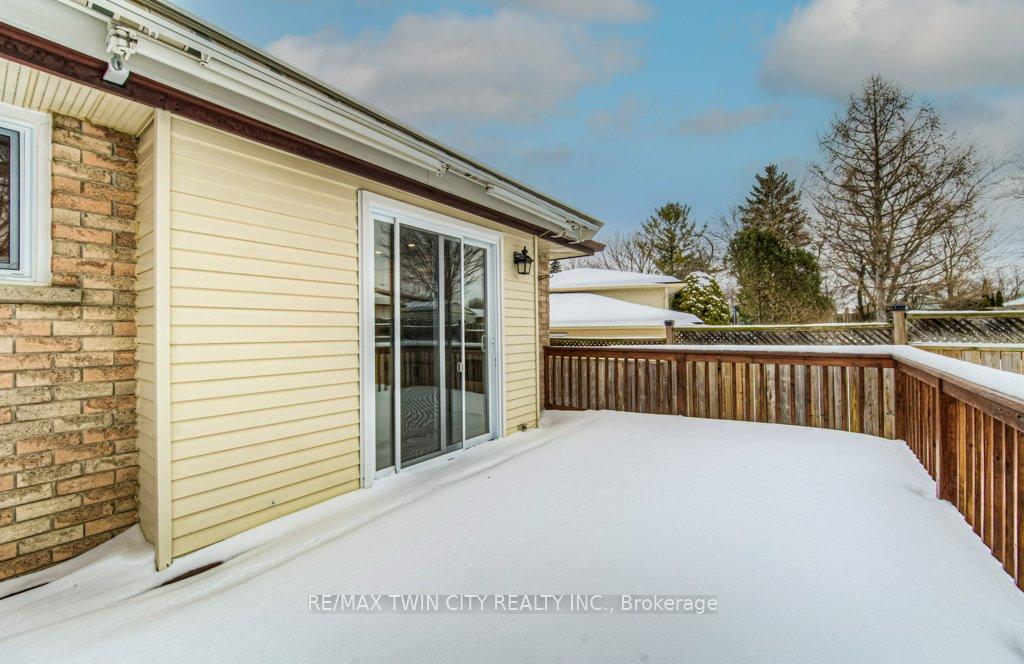 Photo 41 of 94 Nipigon Street, Kitchener — HOMEH