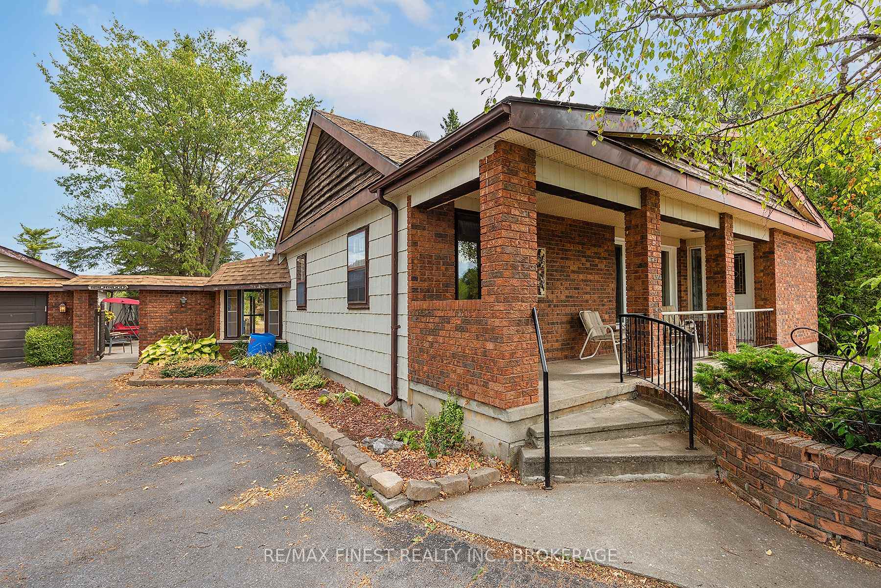 Photo 2 of 2204 Unity Road, Kingston, City North of 401 — HOMEH