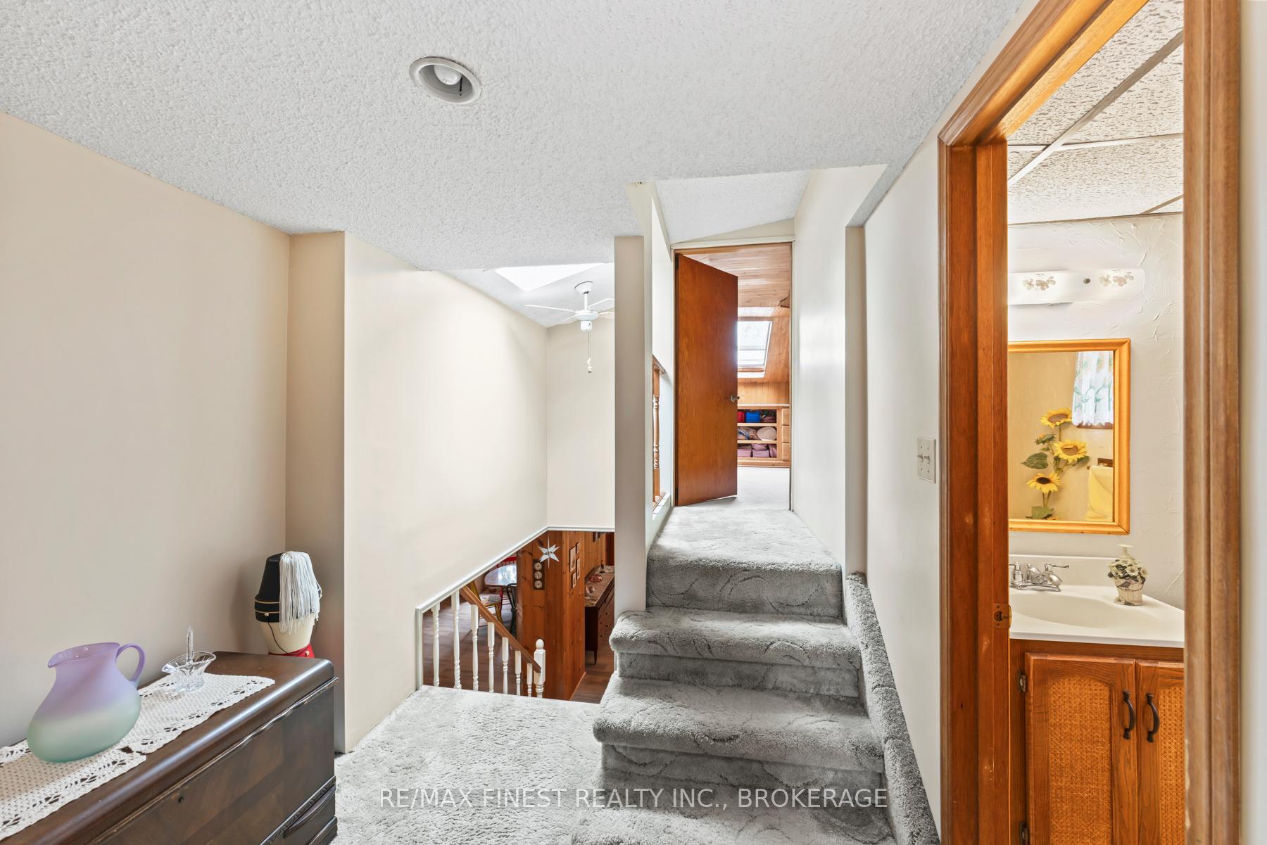 Photo 18 of 2204 Unity Road, Kingston, City North of 401 — HOMEH