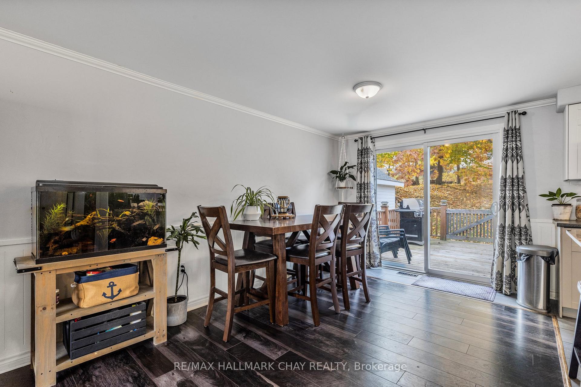 Photo 12 of 787 Birchwood Drive, Midland — HOMEH