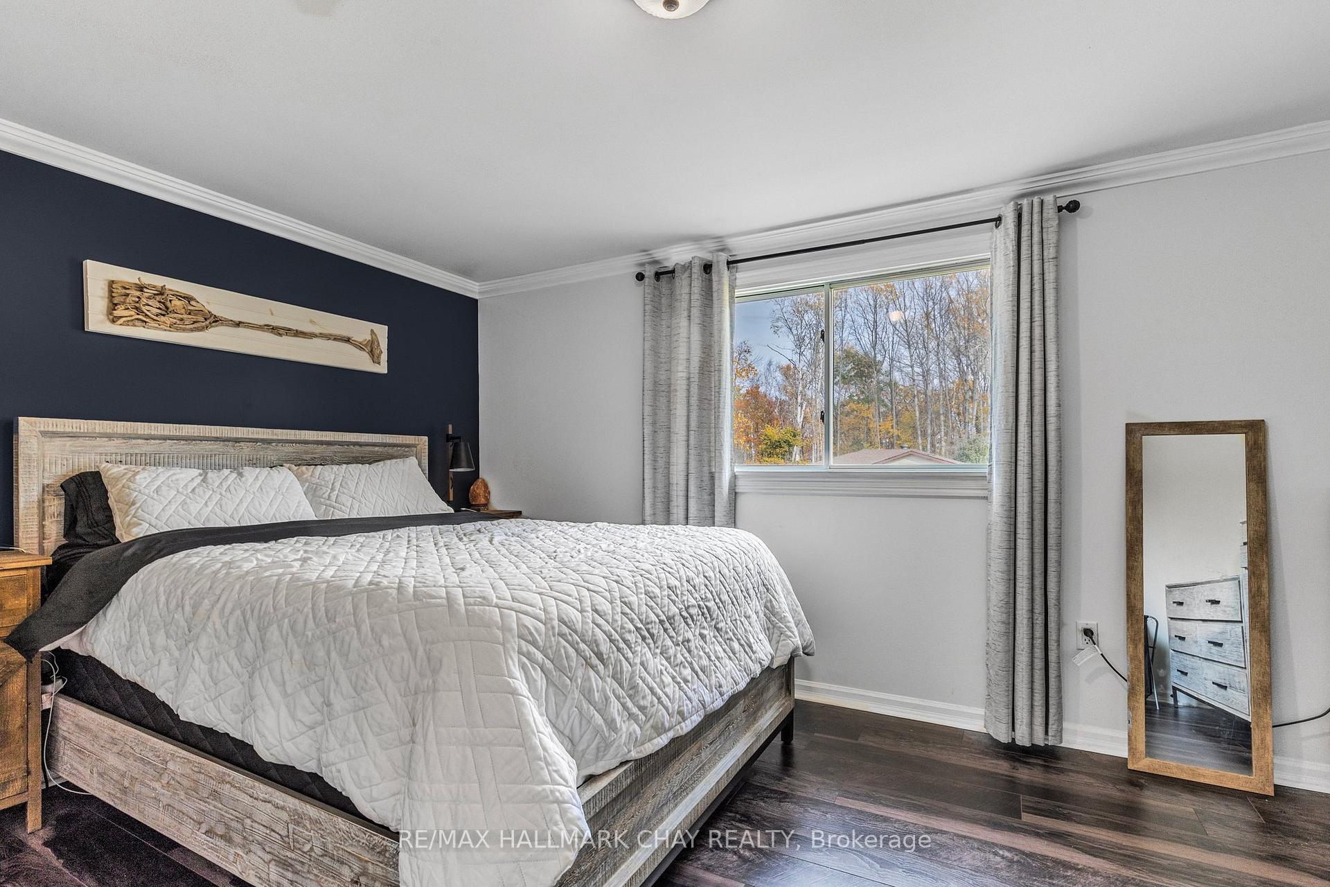 Photo 13 of 787 Birchwood Drive, Midland — HOMEH