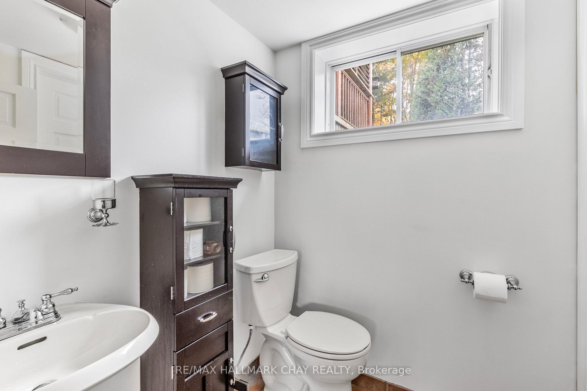 Photo 22 of 787 Birchwood Drive, Midland — HOMEH