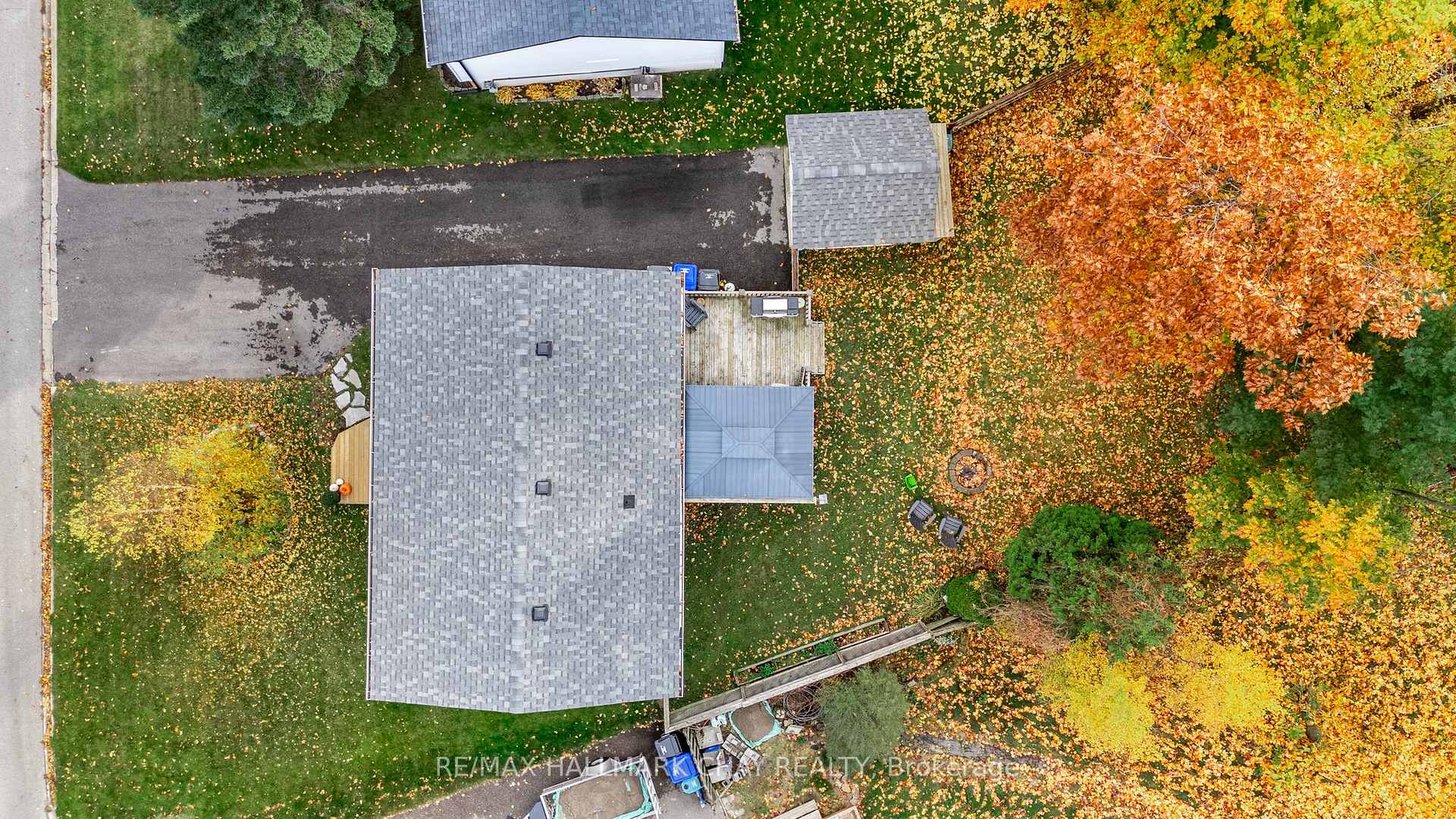 Photo 28 of 787 Birchwood Drive, Midland — HOMEH