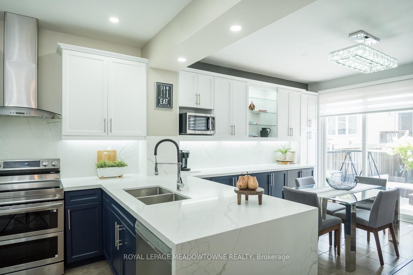 Photo 9 of 501 Tyrone Crescent, Milton, Willmott — HOMEH