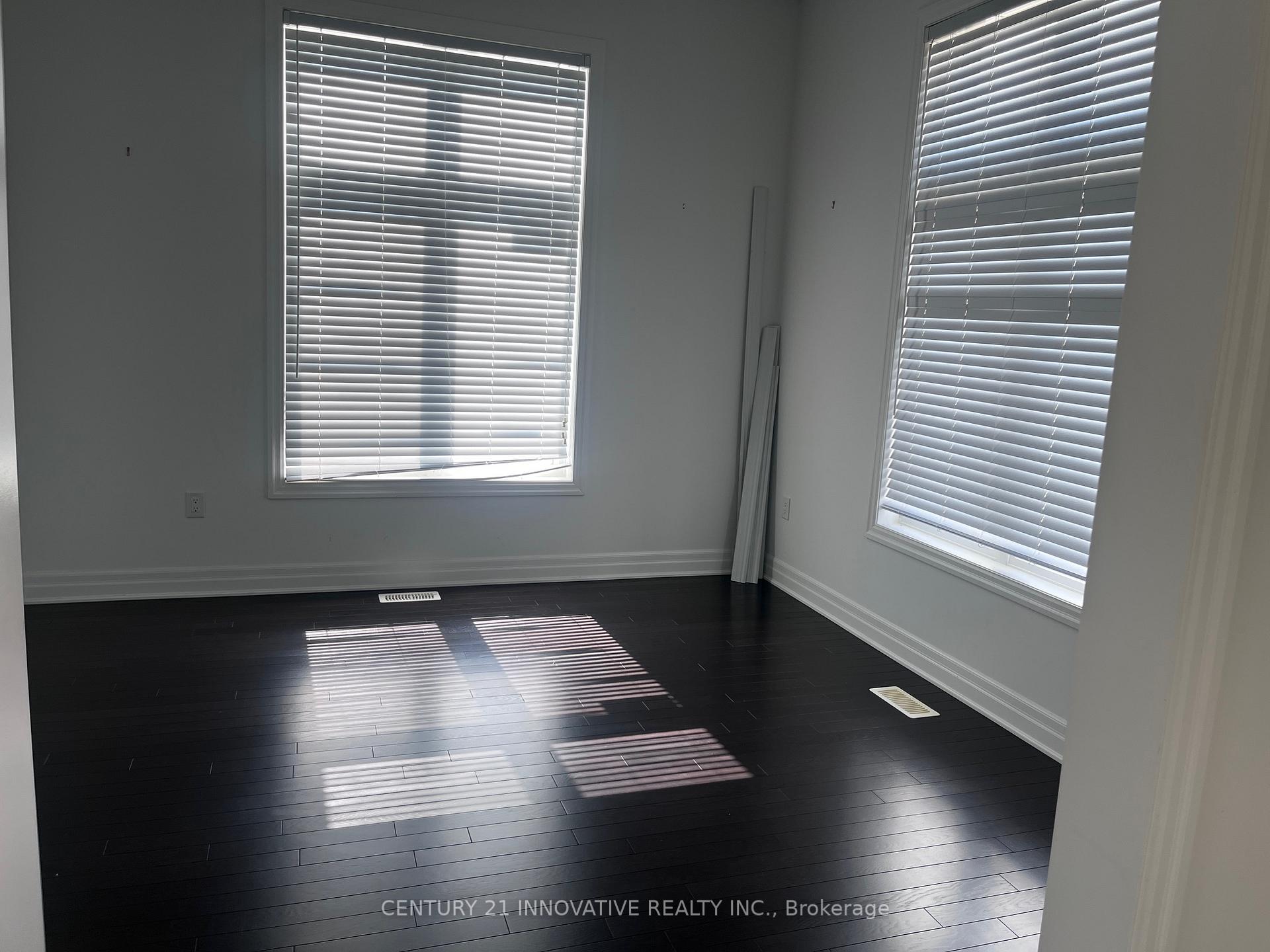Photo 2 of 498 Kennedy Circle, Milton, Cobban — HOMEH