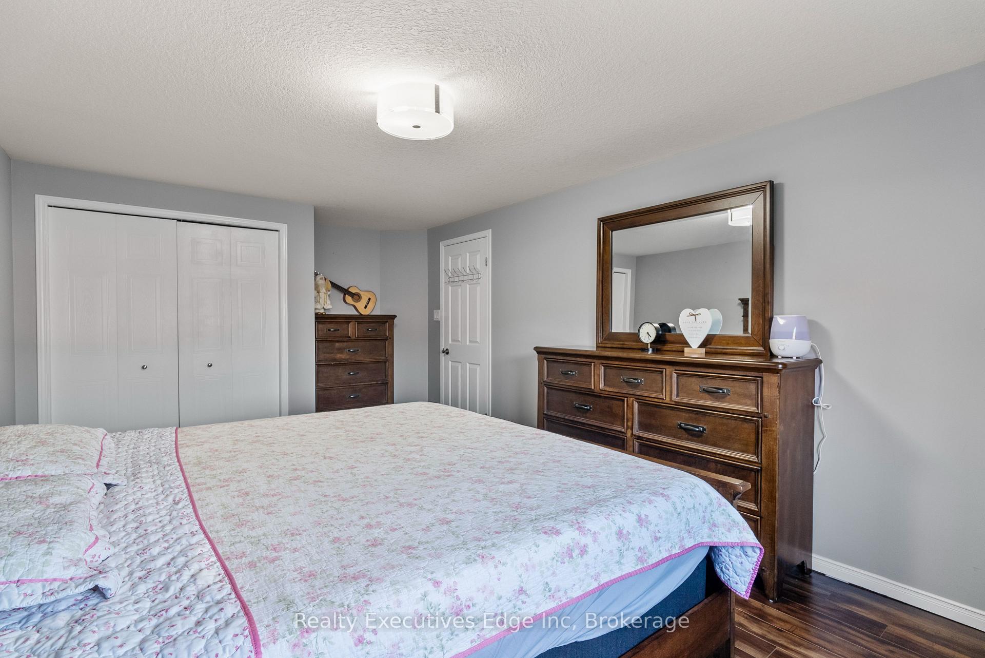Photo 30 of 138 Dubrick Crescent, Kitchener — HOMEH