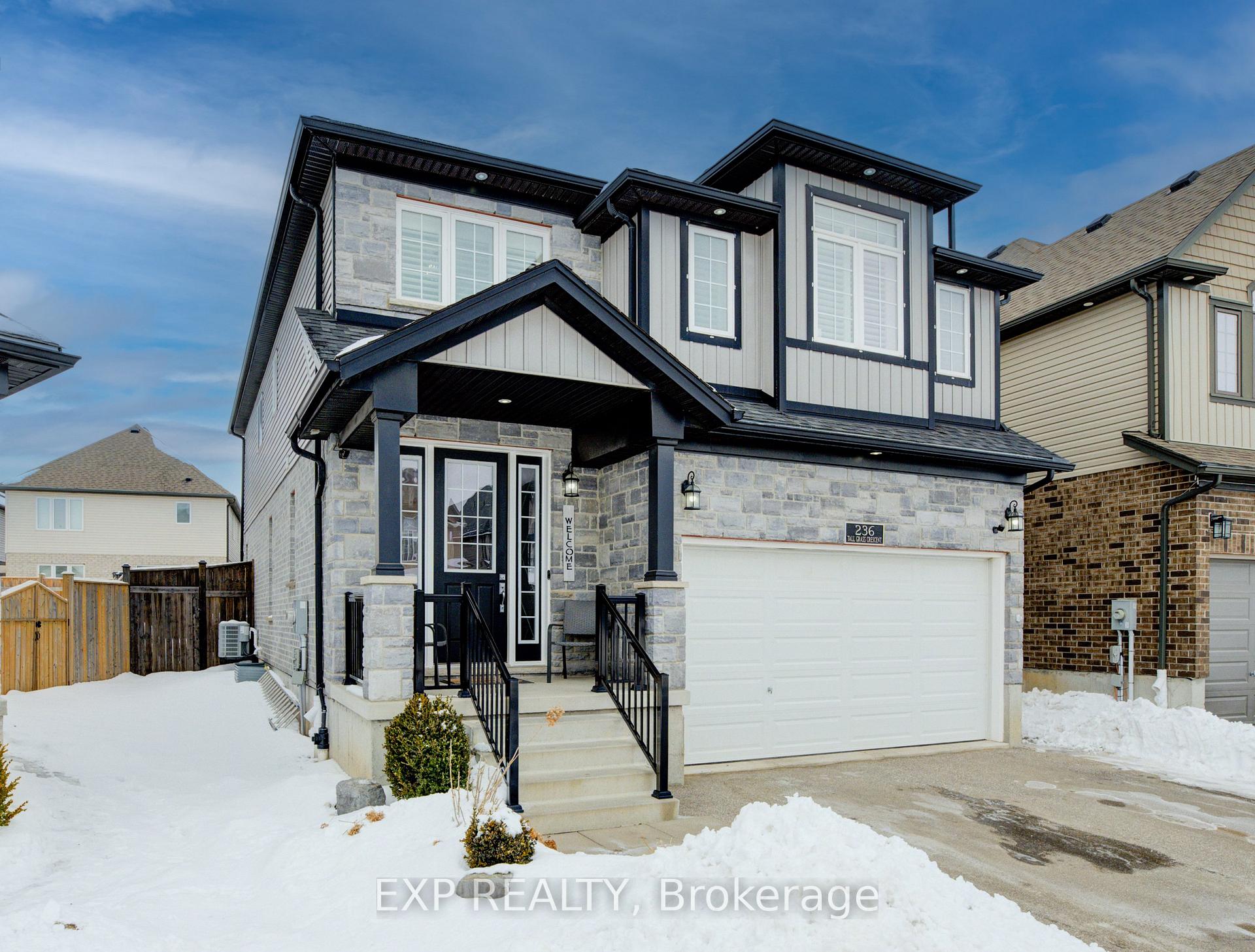 Photo 3 of 236 Tall Grass Crescent, Kitchener — HOMEH