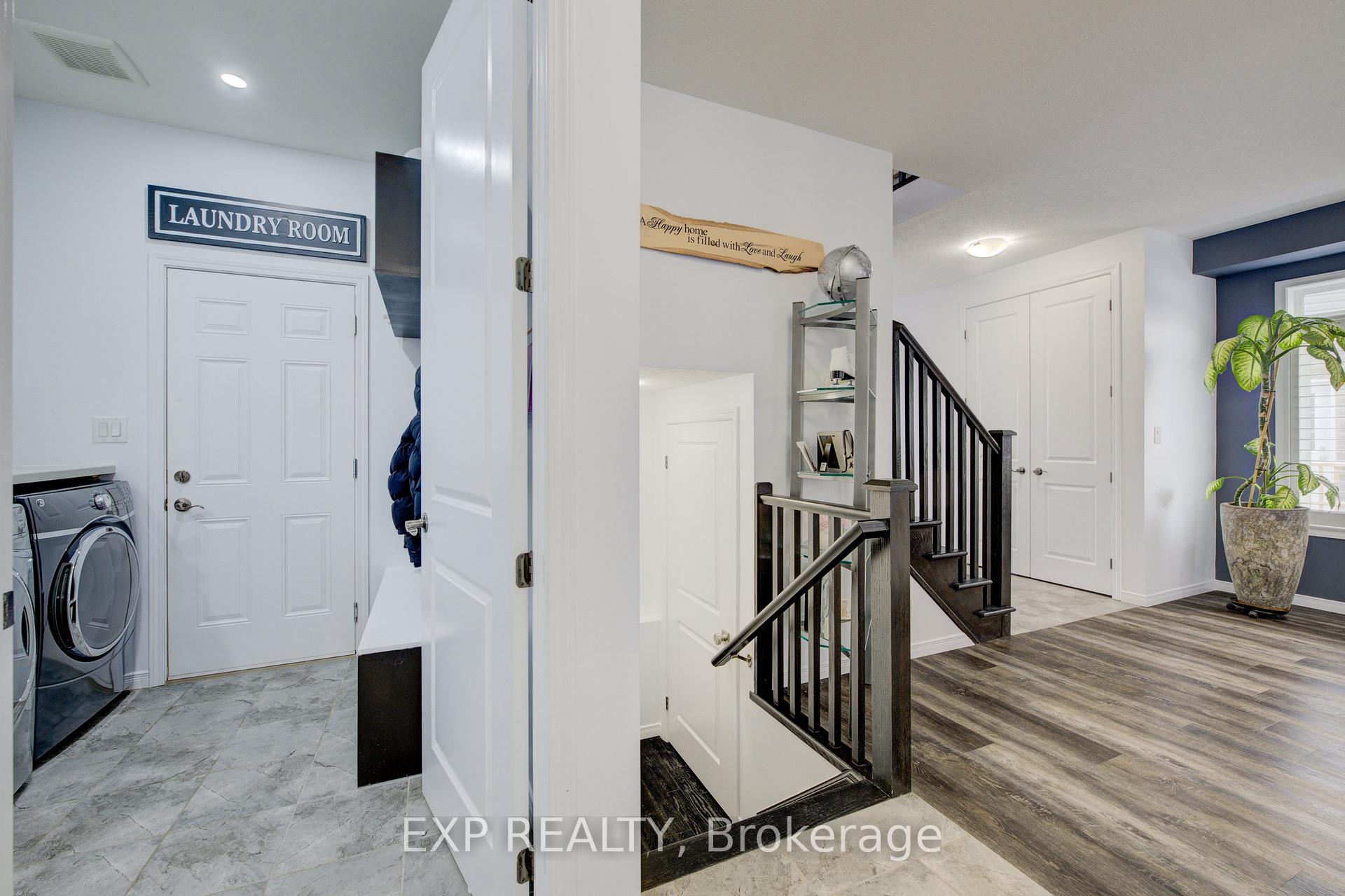 Photo 17 of 236 Tall Grass Crescent, Kitchener — HOMEH