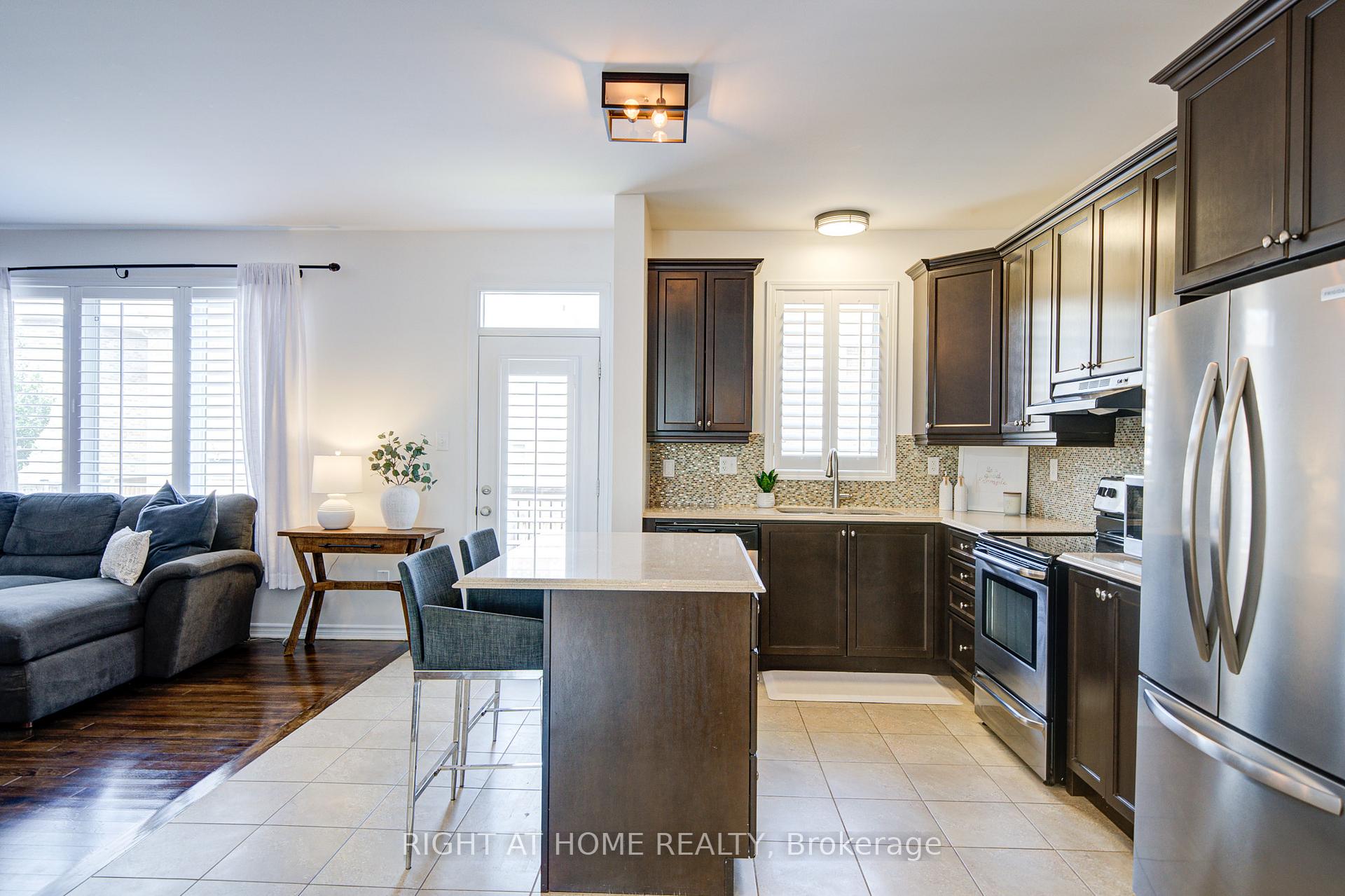 Photo 7 of 357 Jelinik Terrace, Milton, Scott — HOMEH