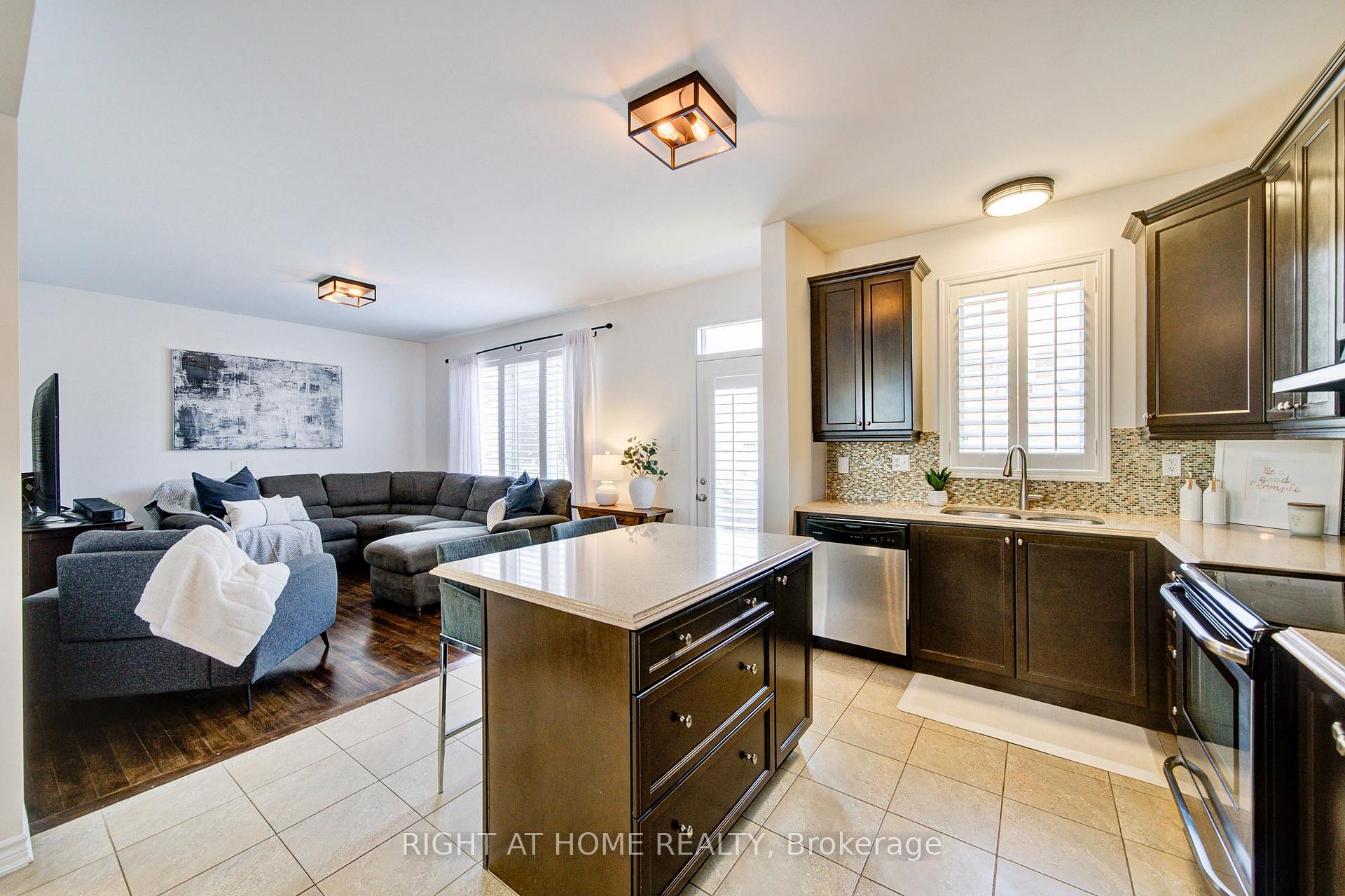 Photo 14 of 357 Jelinik Terrace, Milton, Scott — HOMEH