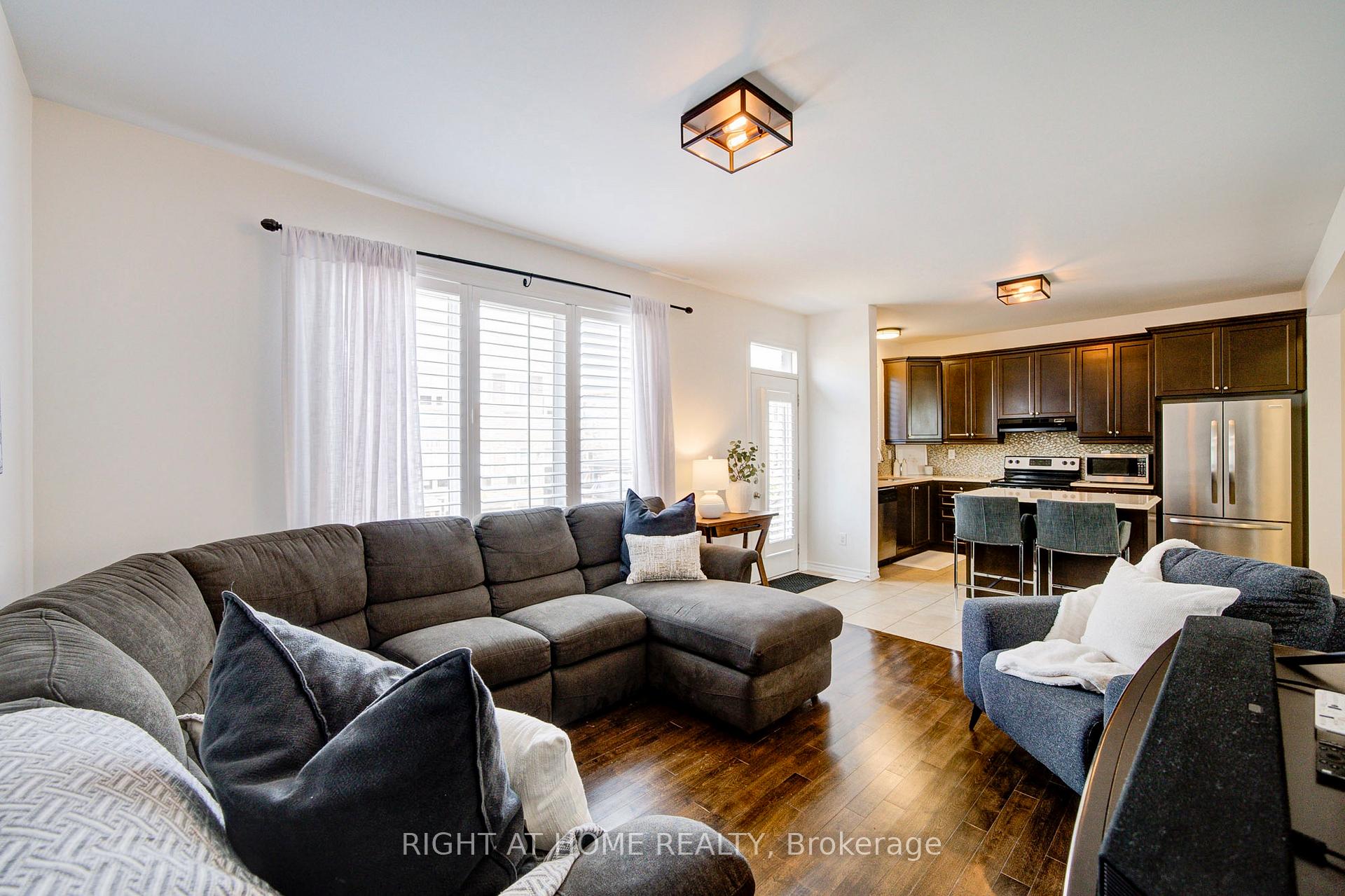 Photo 9 of 357 Jelinik Terrace, Milton, Scott — HOMEH