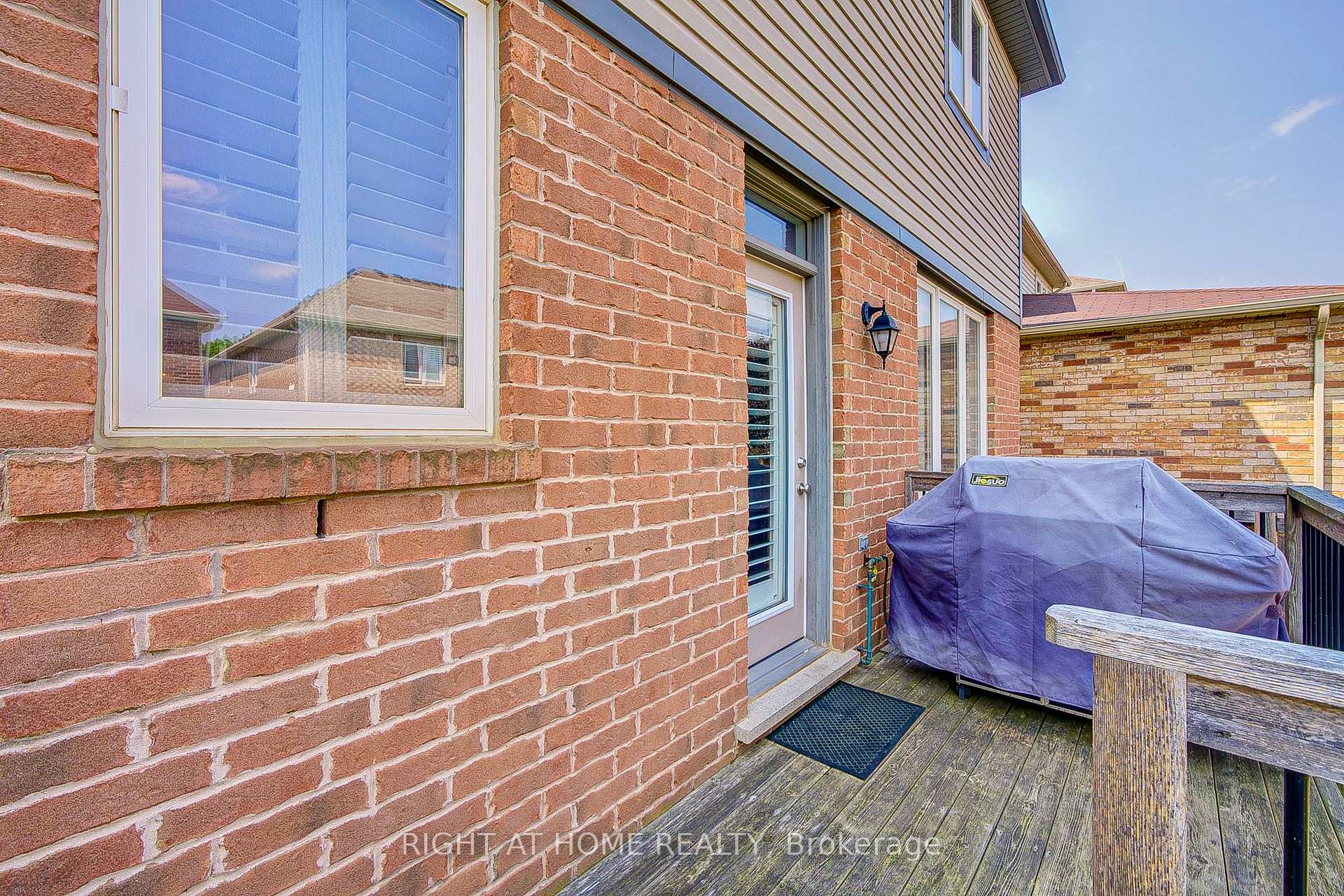 Photo 21 of 357 Jelinik Terrace, Milton, Scott — HOMEH