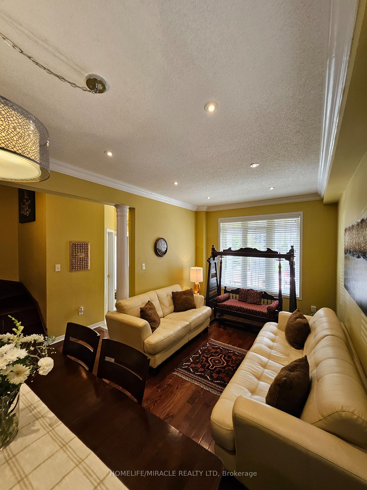 Photo 5 of 39 Evaridge Drive, Markham, Cornell — HOMEH